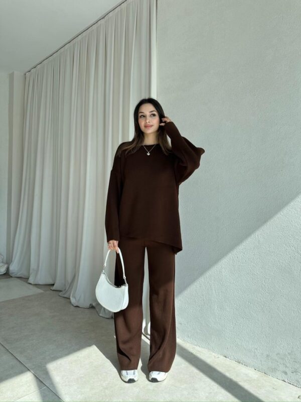 Кафеав асиметричен комплет