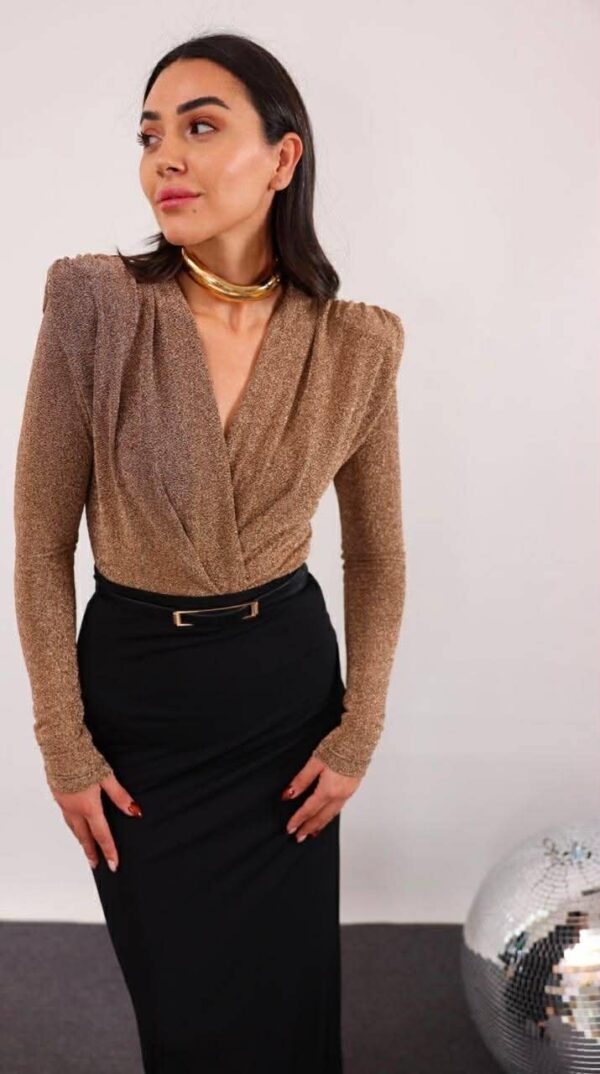 Златно боди