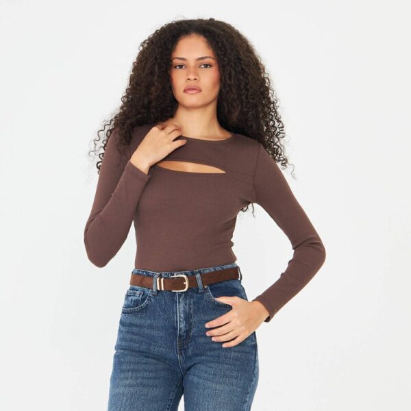 Светло кафеава блуза