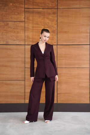 Бордо триделно одело